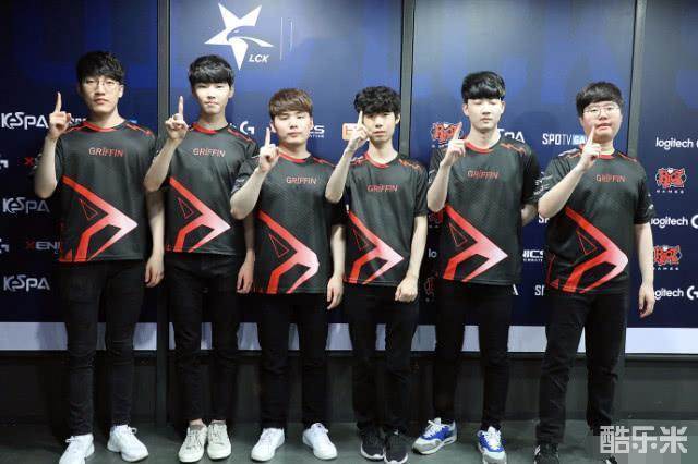 询和定期的 询和定期的