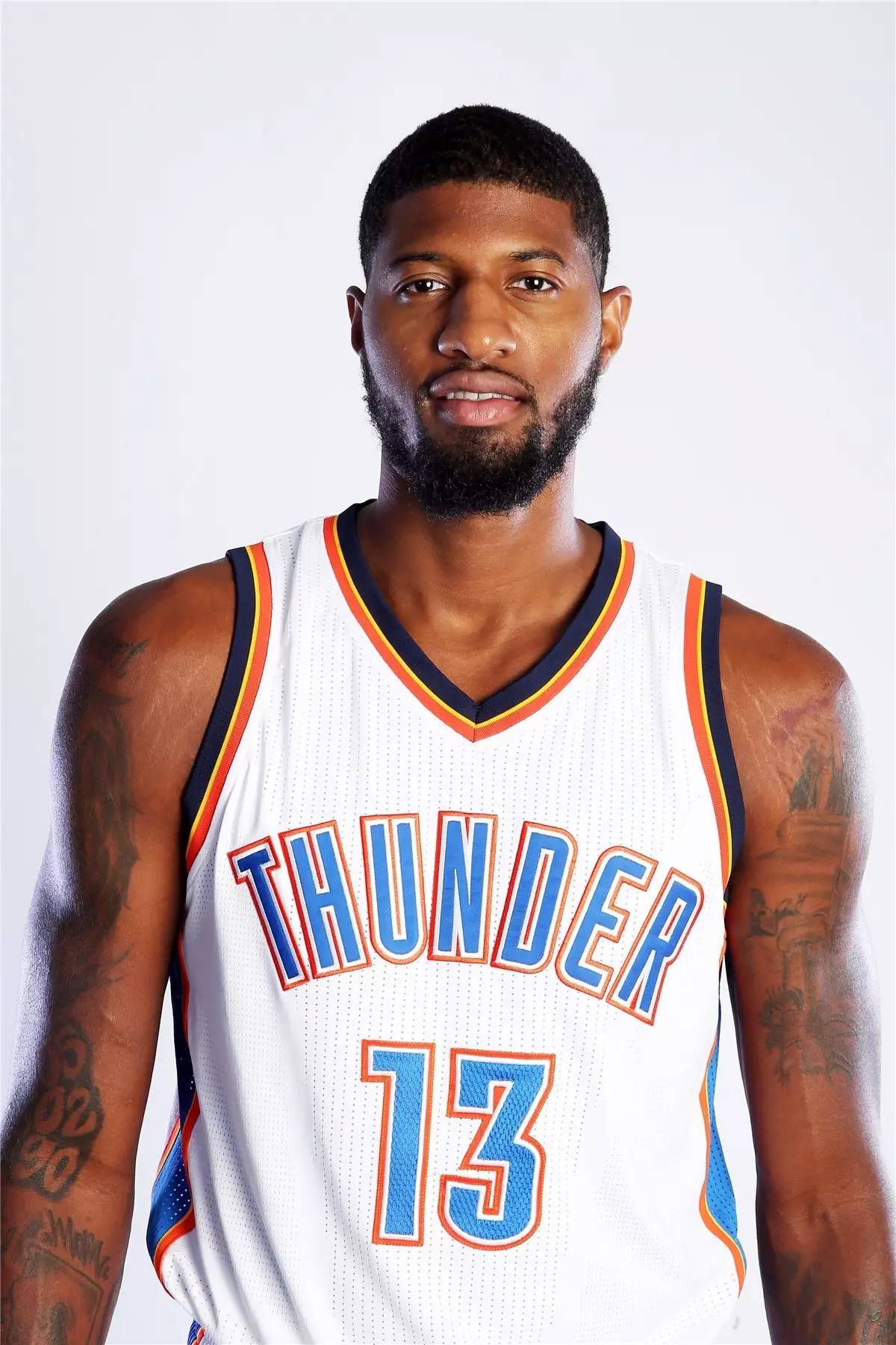 格鲜明的较 格鲜明的较