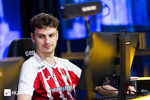 肋部协防 肋部协防